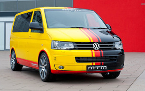 Надежная машина Volkswagen Transporter
