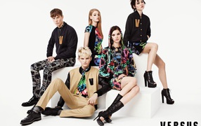 Подростковая одежда от Versace