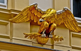 Golden eagle on the facade
