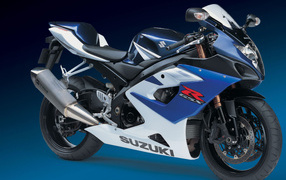 Красивый мотоцикл Suzuki  GSX-R 1000