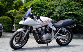 Новый мотоцикл Suzuki  GS 500