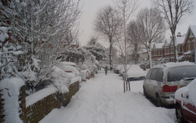 Снег в Лондоне на улице