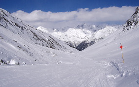 Лыжная трасса на горнолыжном курорте Зёльден, Австрия
