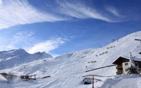 Крутой склон на горнолыжном курорте Зёльден, Австрия