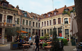 Кафе в городе Лилль, Франция