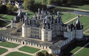 Virtual tour of the castle in the Loire, France