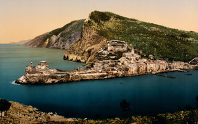 Тихая гавань на побережье в Лигурии, Италия
