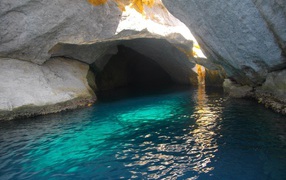 Passage among the rocks on the island of Ponza, Italy