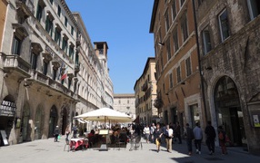 Street cafe in Perugia, Italy