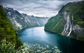 Водопад Семь Сёстер в Норвегии