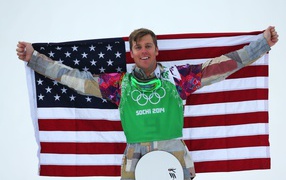 Обладатель бронзовой медали американский сноубордист Алекс Диболд на олимпиаде в Сочи