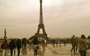 Eiffel tower in the pouring rain