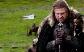 Lord leaned on his sword in the series Game of Thrones