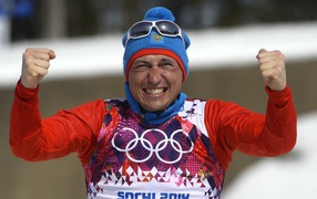 Александр Легков российский лыжник обладатель золотой медали