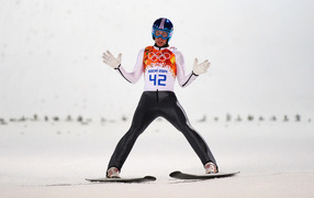 Спортсмен завершил прыжок с трамплина на Олимпиаде в Сочи
