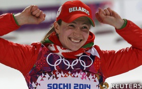 Обладательница золотых медалей белорусская биатлонистка Дарья Домрачева в Сочи