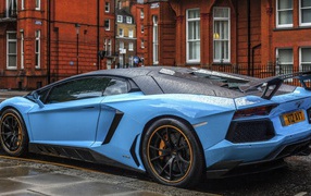 Gorgeous blue Lamborghini Aventador LP700-4