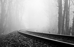 Железная дорога в тумане