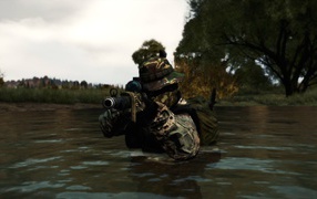 Солдат в воде, игра DayZ