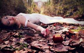Sleeping Beauty tried enchanted apple