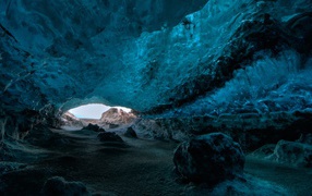 Amazing Ice Caves