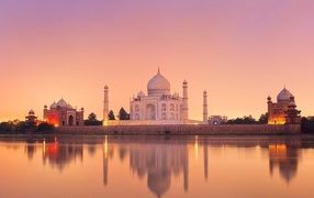 Nice view of the historic Taj Mahal, India