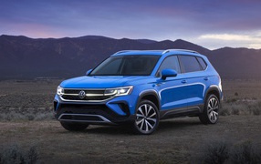 2022 Volkswagen Taos Blue SUV