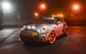 2021 MINI Electric Pacesetter Inspired By JCW in spotlights