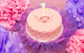 Красивый розовый торт на день рождения 1 год
