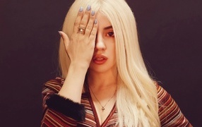 Young singer Ava Max closed her eye