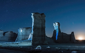Mountain monument under the night starry sky