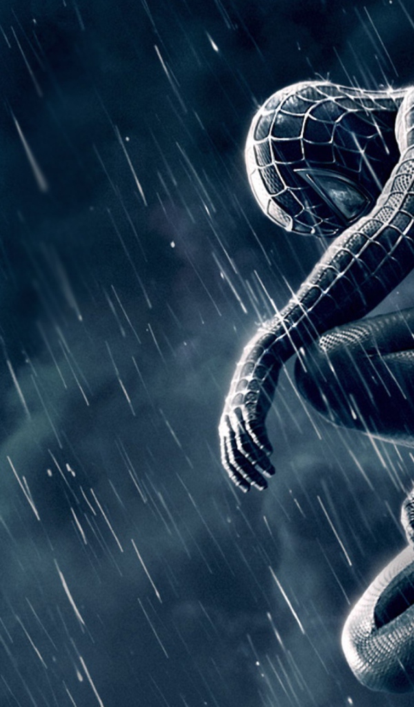 Человек паук под дождем