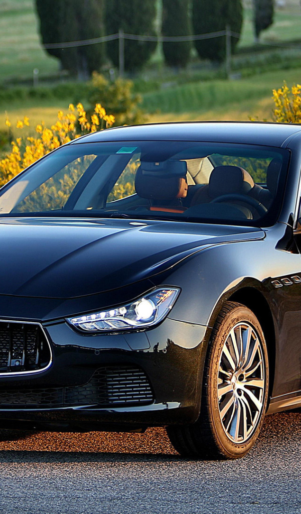 Новый автомобиль Maserati Ghibli