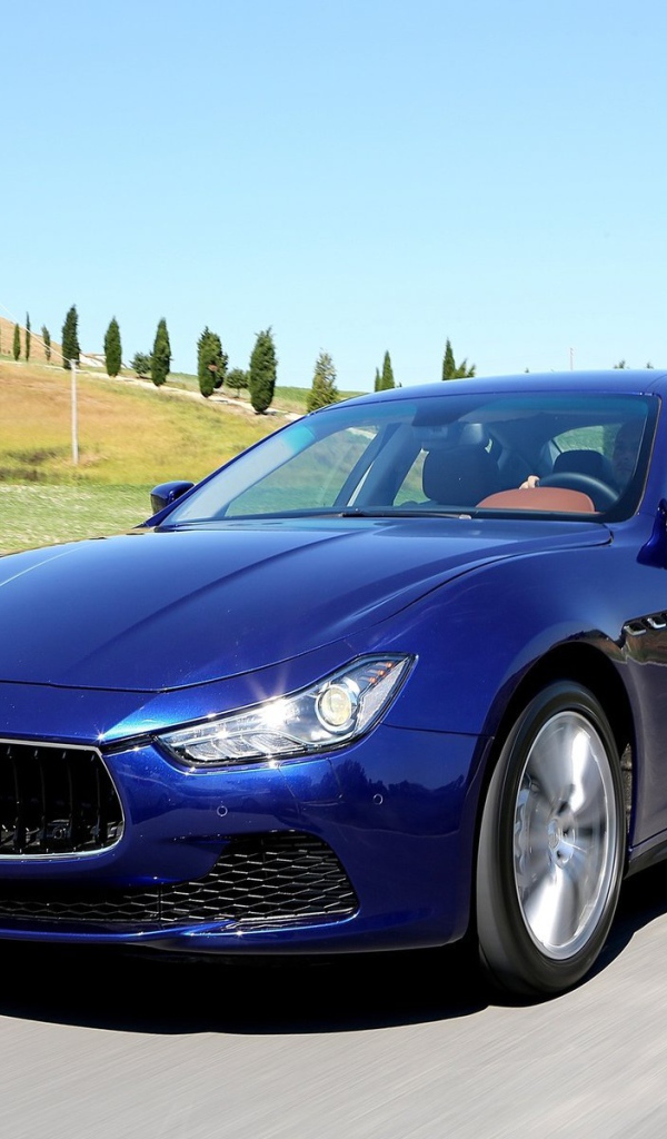 Надежная машина Maserati Ghibli