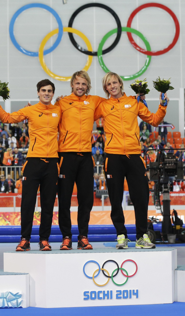 Голландский конькобежец Ян Смеекенс обладатель серебряной медали