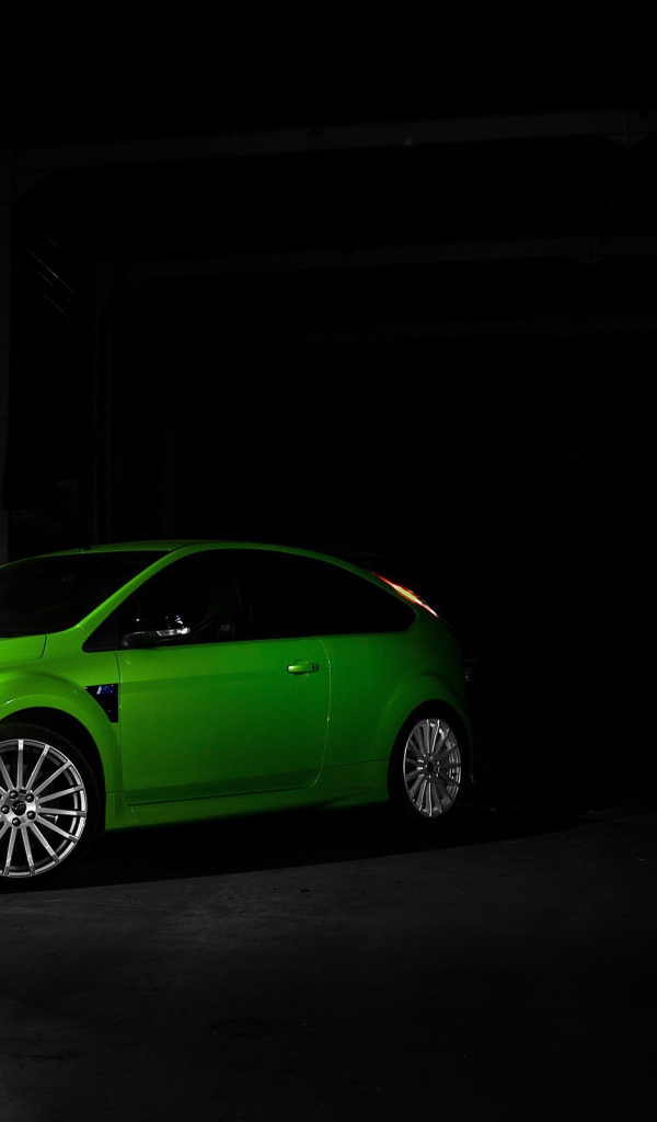 Green Ford in the dark