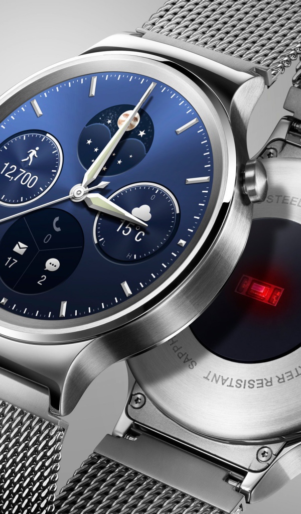 Умные часы  Huawei Watch 2 на сером фоне, 2017