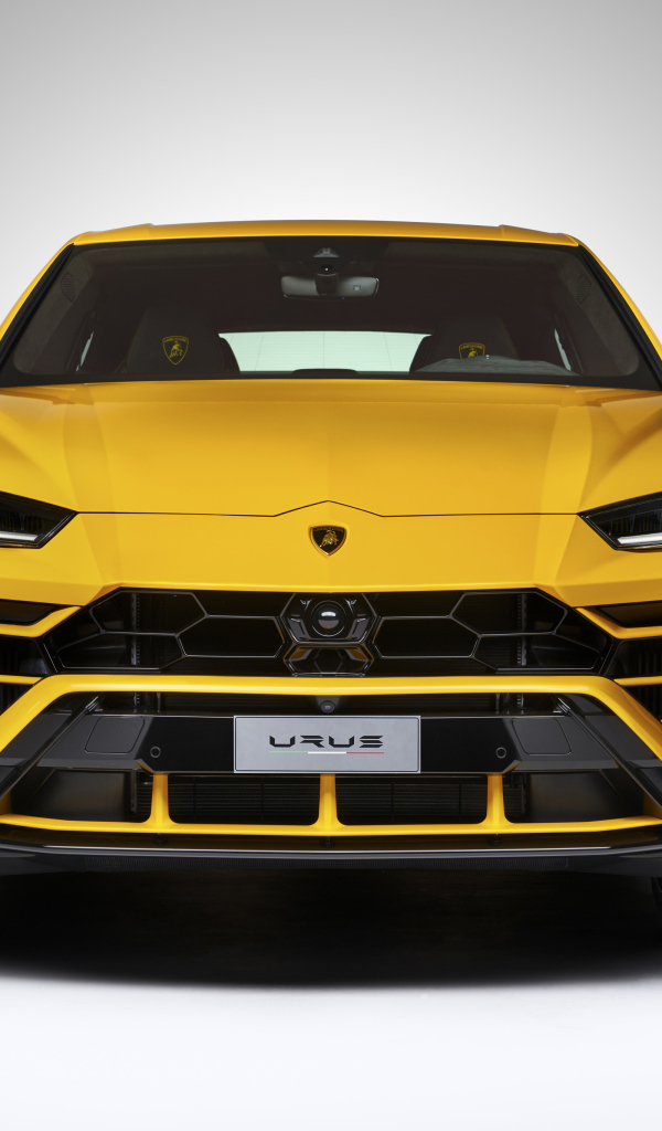 Внедорожник  Lamborghini Urus, 2018 вид спереди