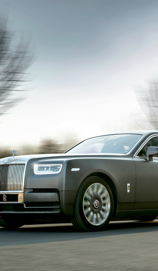 Expensive car Rolls Royce Phantom, 2018 at speed