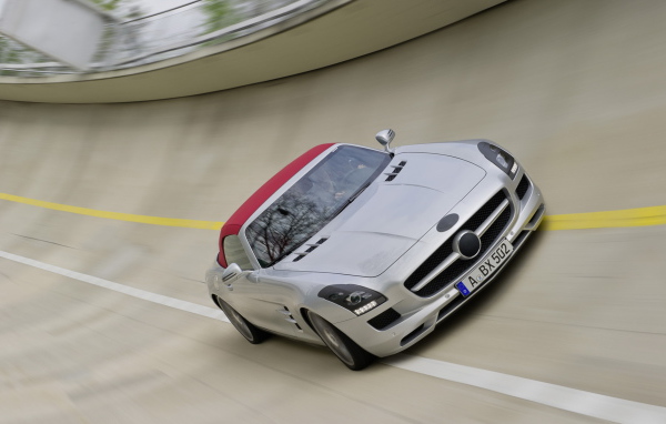 Mercedes-Benz-SLS AMG Roadster