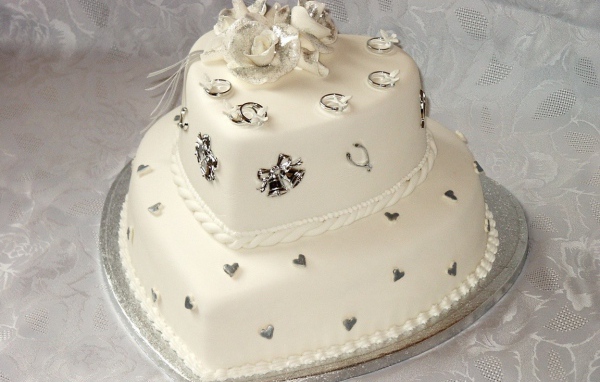 Красивый свадебный торт
