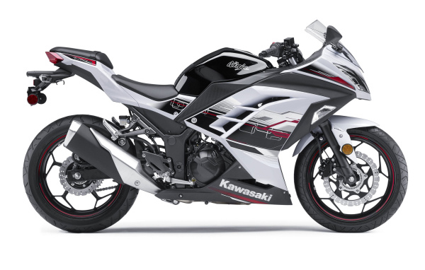 Новый мотоцикл Kawasaki Ninja 300