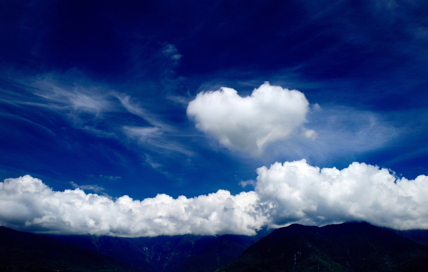 Облако в форме сердечка