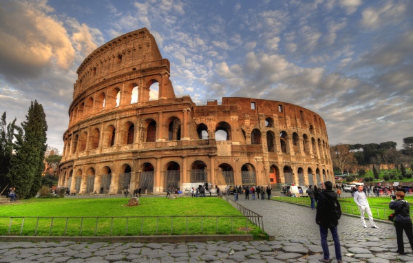 Удивительный Колизей в Риме, Италия