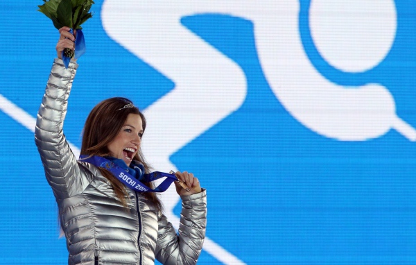 Обладательница бронзовой медали в дисциплине горные лыжи Джулия Манкусо на олимпиаде в Сочи 