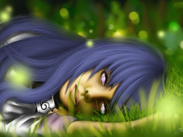 Хината лежит на траве