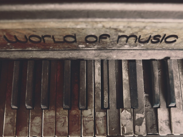 World music old piano