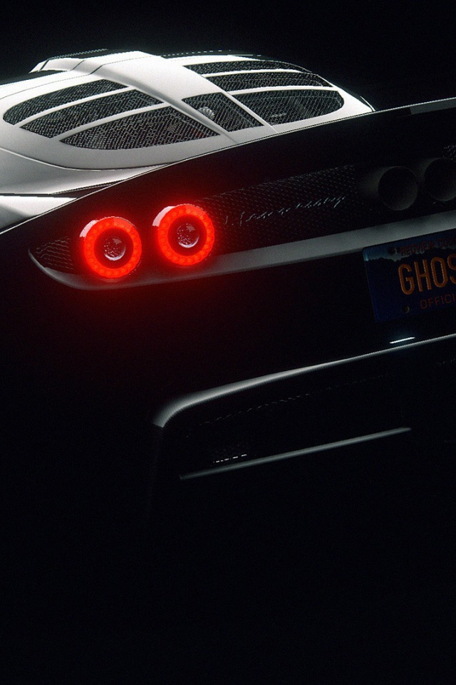or Speed Rivals: автомобиль в темноте