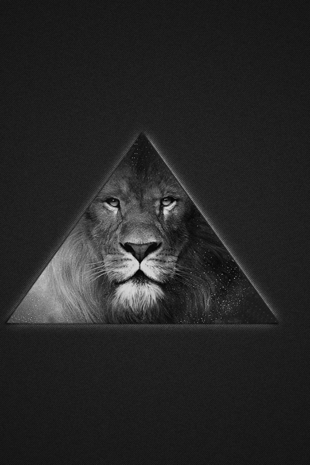 Лев в треугольнике