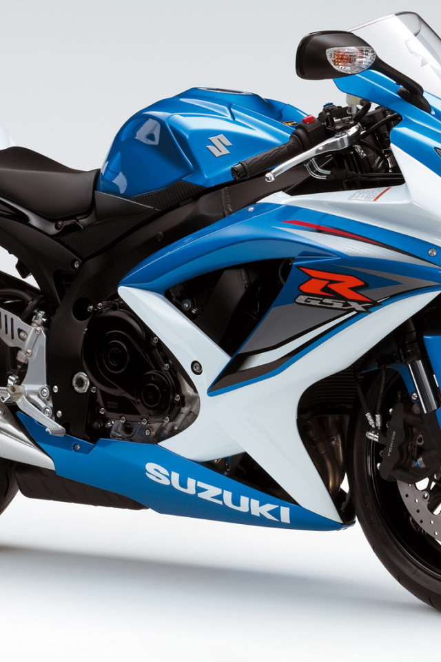 Новый надежный мотоцикл Suzuki  GSX-R 750